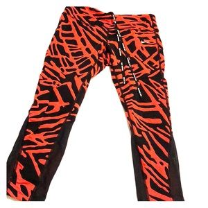 NIKE • Dri Fit Drawstring Crop Leggings